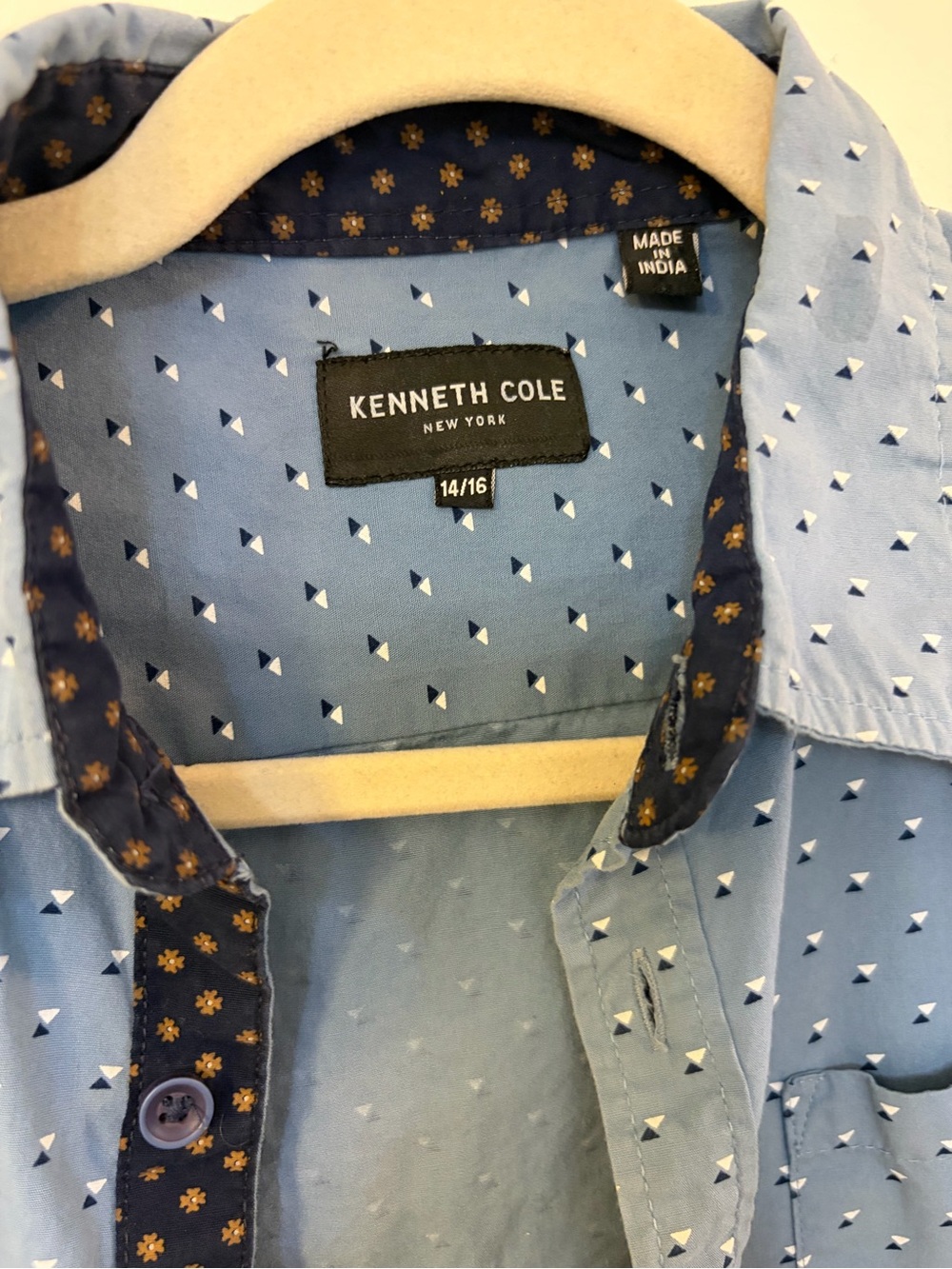 Kenneth Cole Light Blue Patterned Button-Up Shirt with Navy Contrast - Picture 3 of 5